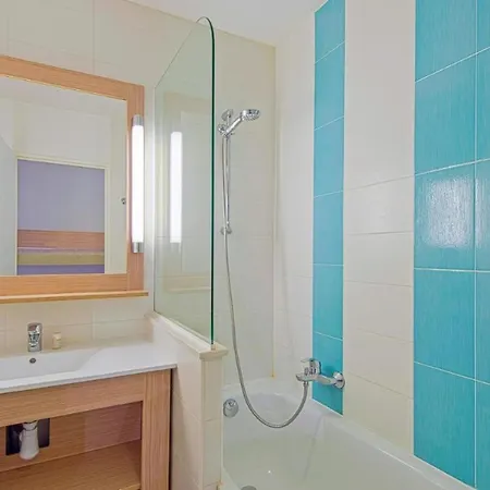 Apartament Domaine Valescure 1 Ou 2 Pieces Vue Jardin Ou Piscine