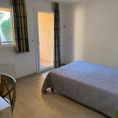 Domaine Valescure 1 Ou 2 Pieces Vue Jardin Ou Piscine Apartament *