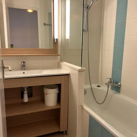Domaine Valescure 1 Ou 2 Pieces Vue Jardin Ou Piscine Apartament *