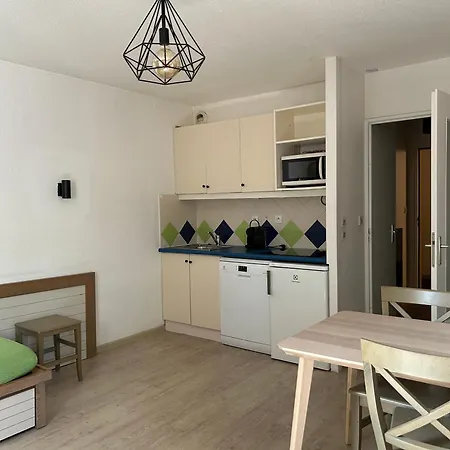 Domaine Valescure 1 Ou 2 Pieces Vue Jardin Ou Piscine Apartament *